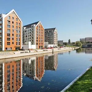 Nowa Motlawa Spa, Pool, Gym & Parking By Downtown Apartment Gdansk