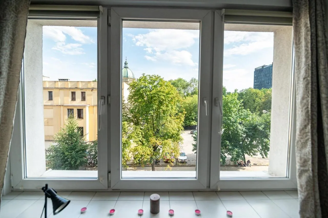 Regem Pokoje Nowogrodzka Warsaw