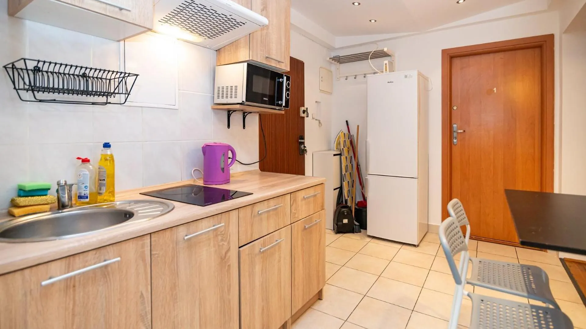 Regem Pokoje Nowogrodzka Warsaw Apartment