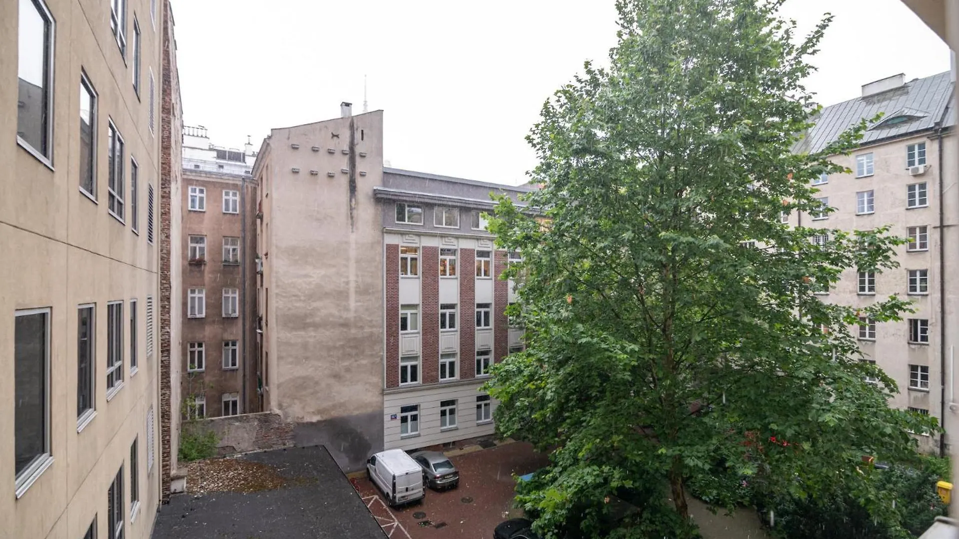 Apartment Regem Pokoje Nowogrodzka Warsaw